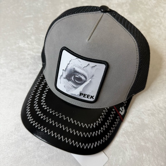 Gray and Black Peek Men's Cap - Picture 1 of 5